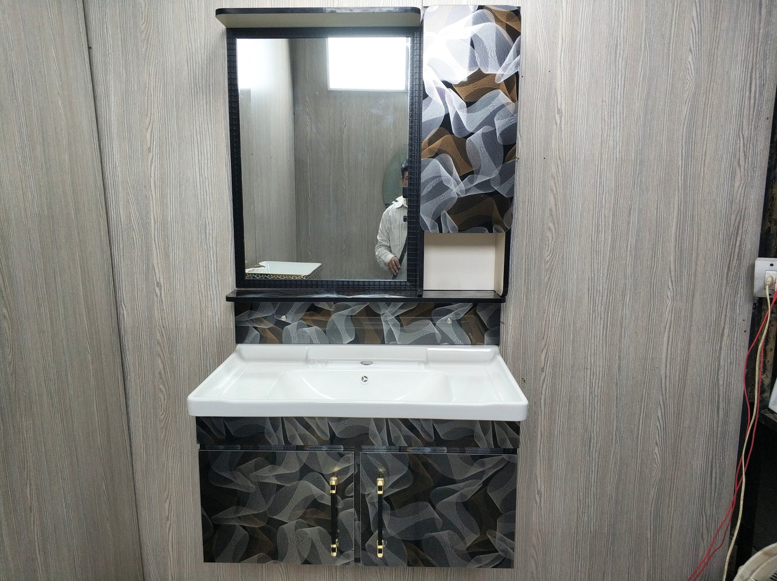 Black Jaguar vanity Black Jaguar Vanity by Vanity House Sanitary Store Lahore - Image 1